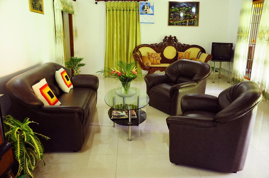 Lumbini Villa 벤토타 객실 사진